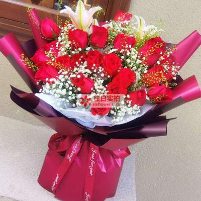 揭阳30朵红玫瑰百合，做你余生故事里的人
